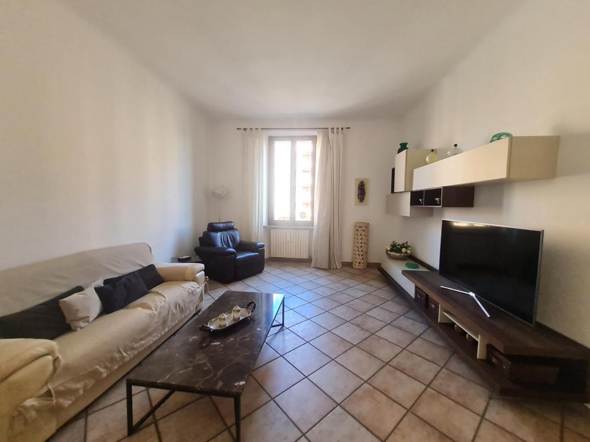 Niguarda - Palanzone Cozy 2Broom Apartment 米兰 外观 照片